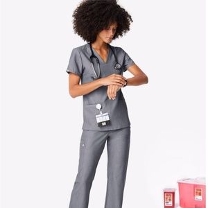 Figs Scrubs Casma Three Pocket Scrub Top